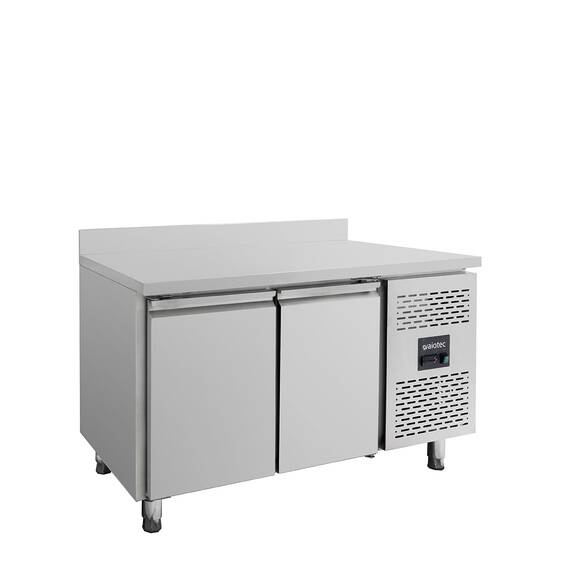 Vaiotec Kühltisch / 2-türig inkl. Aufkantung - Monoblock, 1360 x 700 mm 2 Vaiotec Kühltisch / 2-türig inkl. Aufkantung - Monoblock, 1360 x 700 mm