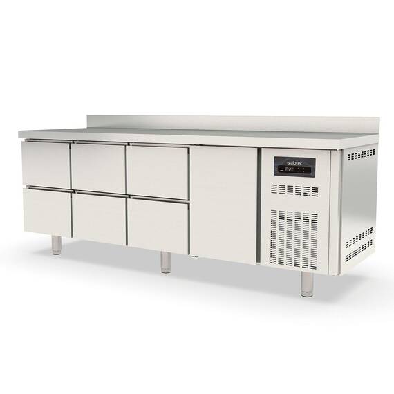 Vaiotec Topline Kühltisch / 4-fach GN1/1 mit 6 Schubladen / 1 Tür & Aufkantung, 2245 x 700 mm Vaiotec Topline Kühltisch / 4-fach GN1/1 mit 6 Schubladen / 1 Tür & Aufkantung, 2245 x 700 mm