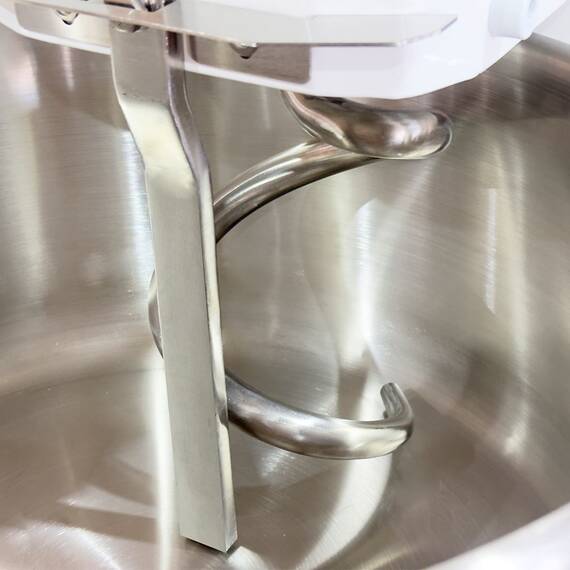 Vaiotec Teigknetmaschine abnehmbarer Kessel - 50 Liter / 400 Volt, 535 x 935 mm 1 Vaiotec Teigknetmaschine abnehmbarer Kessel - 50 Liter / 400 Volt, 535 x 935 mm