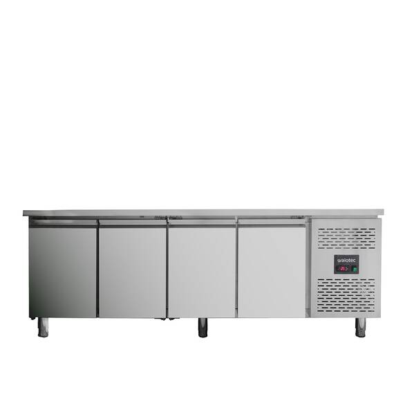 Vaiotec Kühltisch / 4-türig, 2230 x 600 mm Vaiotec Kühltisch / 4-türig, 2230 x 600 mm