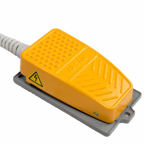 Vaiotec Fußpedal für Teigausrollmaschinen, 130 x 70 mm Vaiotec Fußpedal für Teigausrollmaschinen, 130 x 70 mm