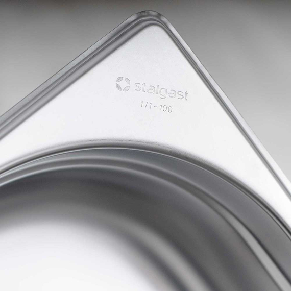 Stalgast Edelstahl Gastronormbehälter Serie STANDARD, GN 1/3 (40mm) 2 Stalgast Edelstahl Gastronormbehälter Serie STANDARD, GN 1/3 (40mm)