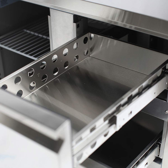 Vaiotec Kühltisch Mini / 2-fach - mit 1 Tür & 2 Schubladen, 900 x 700 mm 4 Vaiotec Kühltisch Mini / 2-fach - mit 1 Tür & 2 Schubladen, 900 x 700 mm