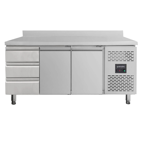 Vaiotec Kühltisch / 2 Türen & 3 Schubladen links inkl. Aufkantung - Monoblock, 1795 x 700 mm Vaiotec Kühltisch / 2 Türen & 3 Schubladen links inkl. Aufkantung - Monoblock, 1795 x 700 mm