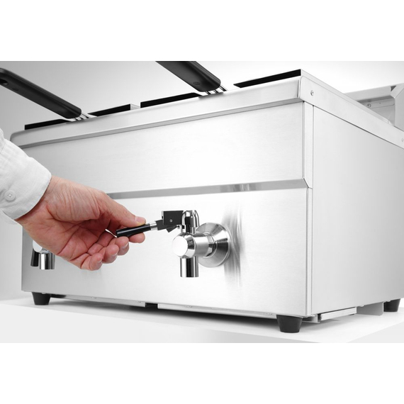 Hendi Induktionsfritteuse - mit Ablasshahn 2x8 l, Profi Line, 16L, 230V/7000W, 577x609x(H)410mm 2 Hendi Induktionsfritteuse - mit Ablasshahn 2x8 l, Profi Line, 16L, 230V/7000W, 577x609x(H)410mm
