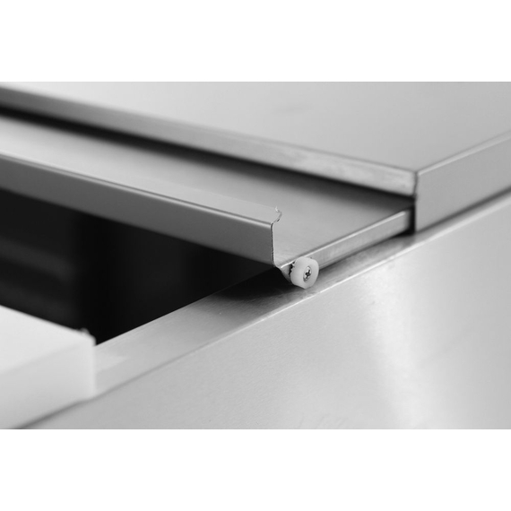 Arktic Saladette, zweitürig 300L, 230V/310W, 912x702x(H)888mm 3 Arktic Saladette, zweitürig 300L, 230V/310W, 912x702x(H)888mm