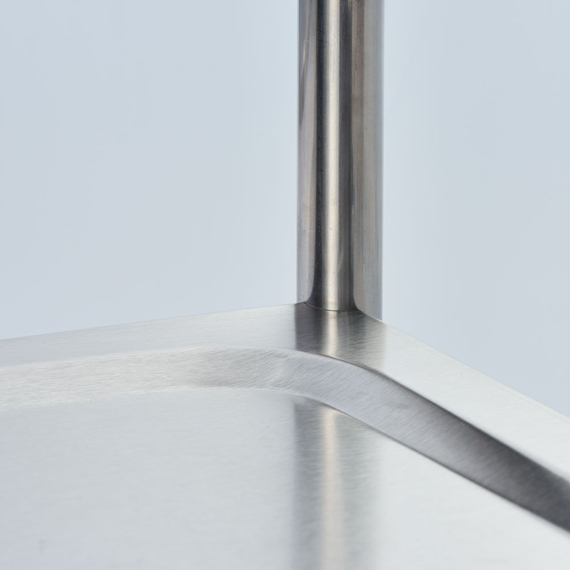 Stalgast Servierwagen aus Edelstahl, mit drei Borden, 860 x 540 x 920 mm (BxTxH) 2 Stalgast Servierwagen aus Edelstahl, mit drei Borden, 860 x 540 x 920 mm (BxTxH)