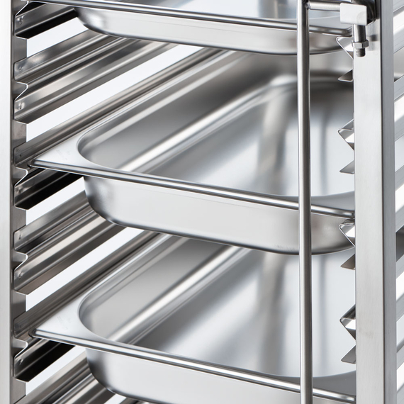 Stalgast Tablettwagen aus Edelstahl, passend für 14 x GN 1/1, 380 x 550 x 1735 mm (BxTxH) 4 Stalgast Tablettwagen aus Edelstahl, passend für 14 x GN 1/1, 380 x 550 x 1735 mm (BxTxH)
