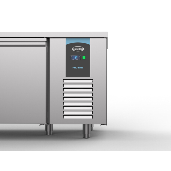 Combisteel Pro Line Bäckerei Kühltisch mit 3 Türen 4 Combisteel Pro Line Bäckerei Kühltisch mit 3 Türen