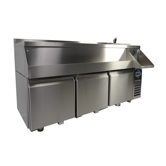 Combisteel Kühltisch 3 Türen mit Cocktail-Bar-Station 3 Combisteel Kühltisch 3 Türen mit Cocktail-Bar-Station