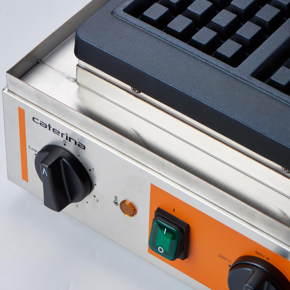 Waffeleisen CATERINA, antihaftbeschichtete Platte, 320x380x240 mm, 1,5 kW 230 V 5 Waffeleisen CATERINA, antihaftbeschichtete Platte, 320x380x240 mm, 1,5 kW 230 V