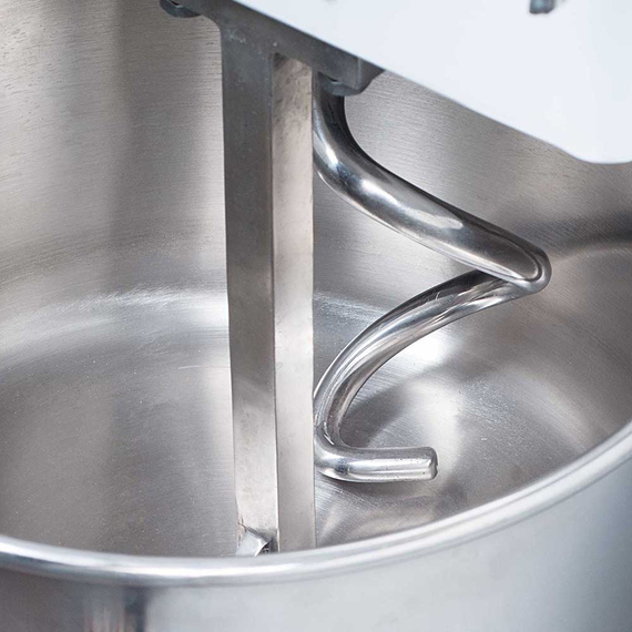 Spiral-Teigknetmaschine, Inhalt 20 Liter, 0,75 kW 1 Spiral-Teigknetmaschine, Inhalt 20 Liter, 0,75 kW