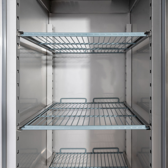 Starline Edelstahl-Tiefkühlschrank, GN 2/1, 740x830x2010 mm (BxTxH), 0,48 kW 4 Starline Edelstahl-Tiefkühlschrank, GN 2/1, 740x830x2010 mm (BxTxH), 0,48 kW
