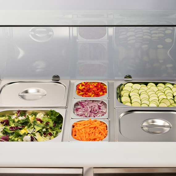 Starline Saladette mit Glasaufsatz, 2-türig, GN 1/1, Aufnahme 10x GN1/4, 900x705x1300 mm (BxTxH), ohne Aufkantung 3 Starline Saladette mit Glasaufsatz, 2-türig, GN 1/1, Aufnahme 10x GN1/4, 900x705x1300 mm (BxTxH), ohne Aufkantung
