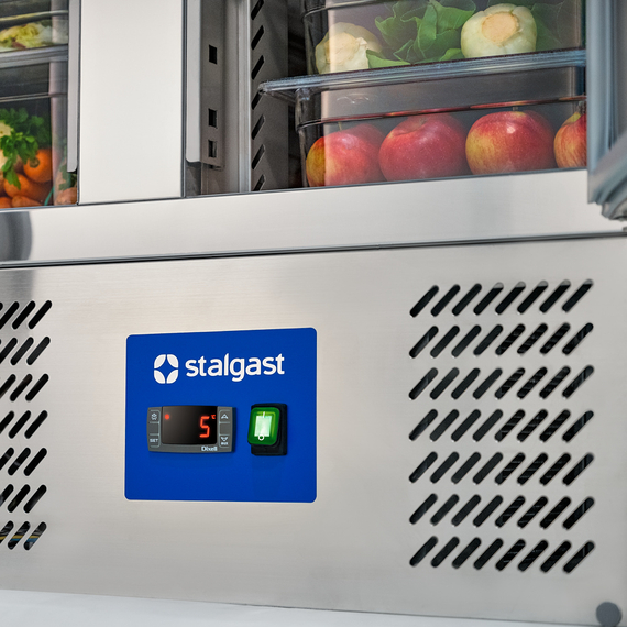 Starline Pizzatisch, 2-türig, GN 1/1, Aufnahme 5x GN 1/6, 900x700x1090 mm (BxTxH) 4 Starline Pizzatisch, 2-türig, GN 1/1, Aufnahme 5x GN 1/6, 900x700x1090 mm (BxTxH)