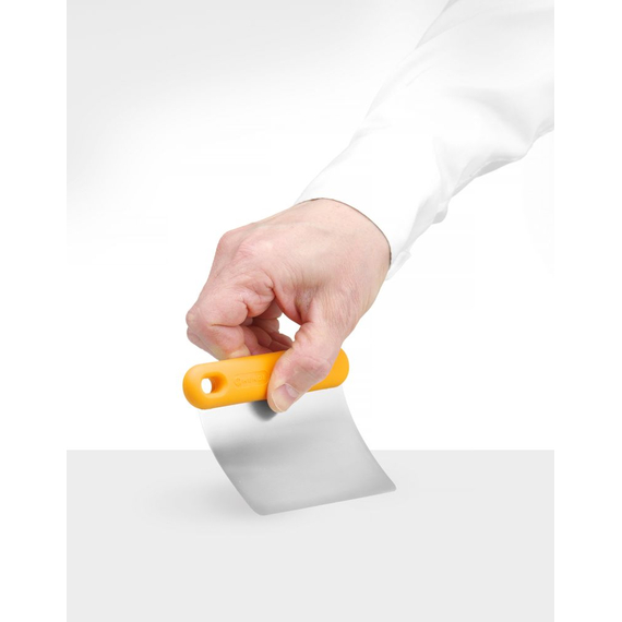 Hendi Pizzaschaber heavy-duty, designed by Robert Bronwasser, Orange, 130x95x(H)13mm 1 Hendi Pizzaschaber heavy-duty, designed by Robert Bronwasser, Orange, 130x95x(H)13mm