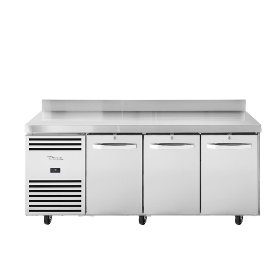 True 3-türiger Thekenkühlschrank TCR1/3 1 True 3-türiger Thekenkühlschrank TCR1/3