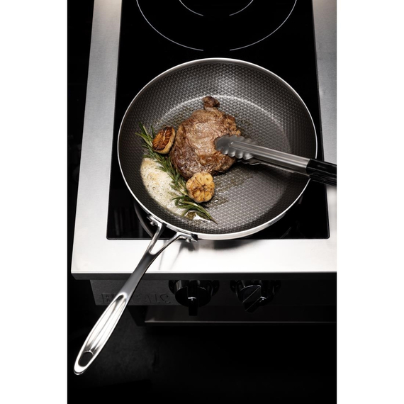Vogue Tri-Shield Edelstahl Bratpfanne mit Clad-Beschichtung 20cm 6 Vogue Tri-Shield Edelstahl Bratpfanne mit Clad-Beschichtung 20cm