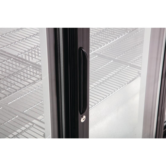 Polar Serie G Barkühlschrank mit 3 Schiebetüren 330L 4 Polar Serie G Barkühlschrank mit 3 Schiebetüren 330L
