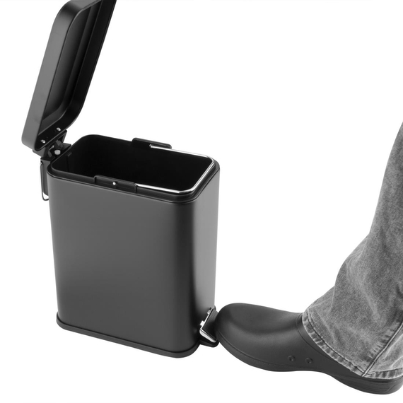 Jantex Schmaler Waschraum Mülleimer Schwarz 5Ltr 5 Jantex Schmaler Waschraum Mülleimer Schwarz 5Ltr