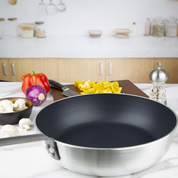 Vogue Aluminium Antihaft Teflon Platinum Plus Sauteuse 32cm 5 Vogue Aluminium Antihaft Teflon Platinum Plus Sauteuse 32cm