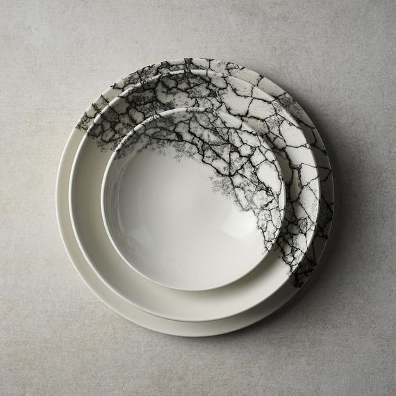 Churchill Kintsugi Accents Quartz Black Evolve Coupe-Teller, 286 mm, (12 Stück) 2 Churchill Kintsugi Accents Quartz Black Evolve Coupe-Teller, 286 mm, (12 Stück)