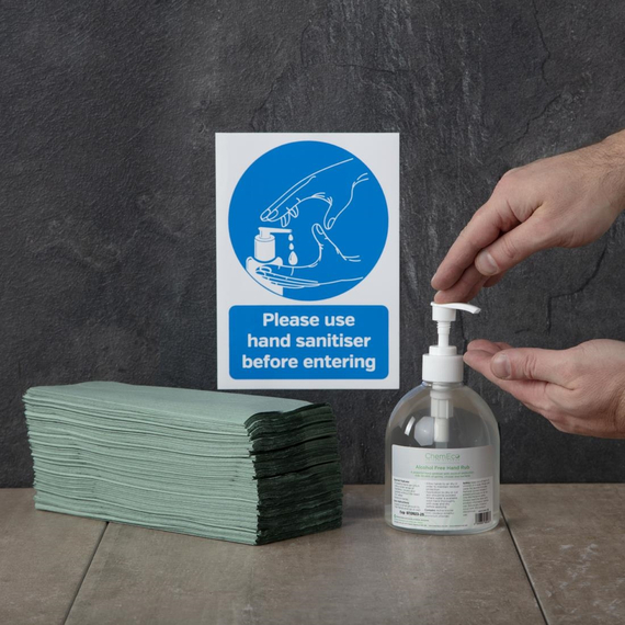 Bitte verwenden Sie Händedesinfektionsmittel, bevor Sie das selbstklebende Schild A5 eingeben Bitte verwenden Sie Händedesinfektionsmittel, bevor Sie das selbstklebende Schild A5 eingeben