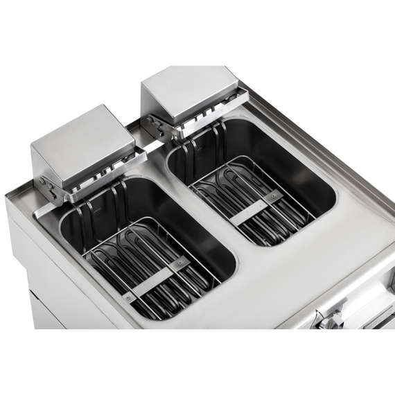 Buffalo 600 Serie Doppeltank-Elektrofritteuse 2 x 8Ltr 2 Buffalo 600 Serie Doppeltank-Elektrofritteuse 2 x 8Ltr