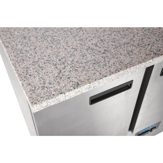Polar Serie G Thekenkühltisch mit Marmorarbeitsfläche 3-türig 368Ltr 4 Polar Serie G Thekenkühltisch mit Marmorarbeitsfläche 3-türig 368Ltr