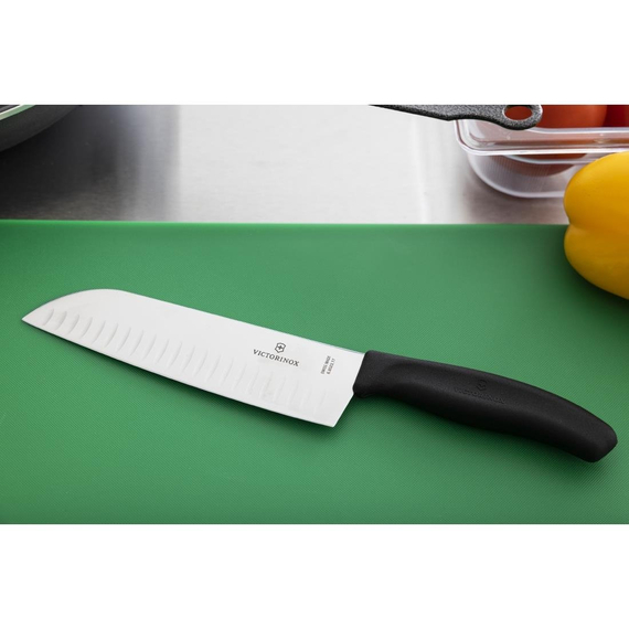 Victorinox Fibrox Santokumesser mit Kullen 17cm 5 Victorinox Fibrox Santokumesser mit Kullen 17cm