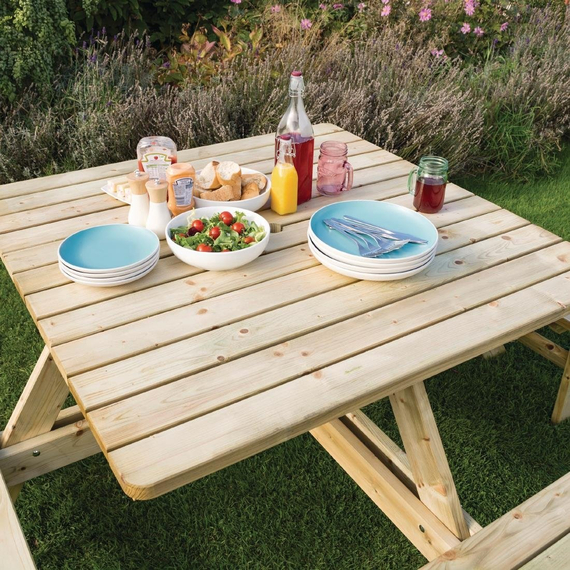 Rowlinson Quadratischer Picknicktisch aus Holz Rowlinson Quadratischer Picknicktisch aus Holz