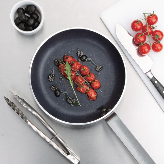 Vogue Aluminium Antihaft-Teflon-Platinum-Plus Bratpfanne 24cm 5 Vogue Aluminium Antihaft-Teflon-Platinum-Plus Bratpfanne 24cm