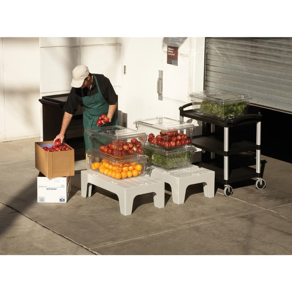 Cambro großer Servierwagen mit 3 Ablagen 2 Cambro großer Servierwagen mit 3 Ablagen