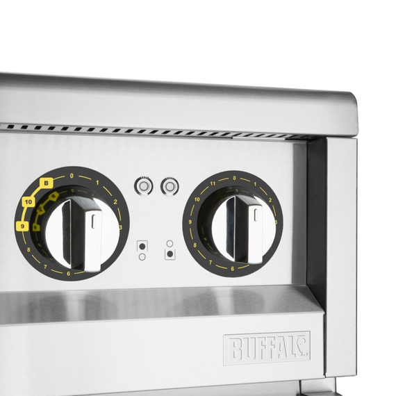 Buffalo 600 Serie 4 Zonen Freistehendes Induktionskochfeld 2x 3kW 2 Buffalo 600 Serie 4 Zonen Freistehendes Induktionskochfeld 2x 3kW