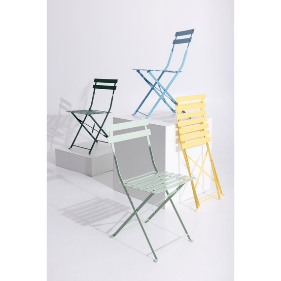 Bolero Pavement Style Klappstühle aus Stahl Hellgrün (2er Pack) (2 Stück) 9 Bolero Pavement Style Klappstühle aus Stahl Hellgrün (2er Pack) (2 Stück)