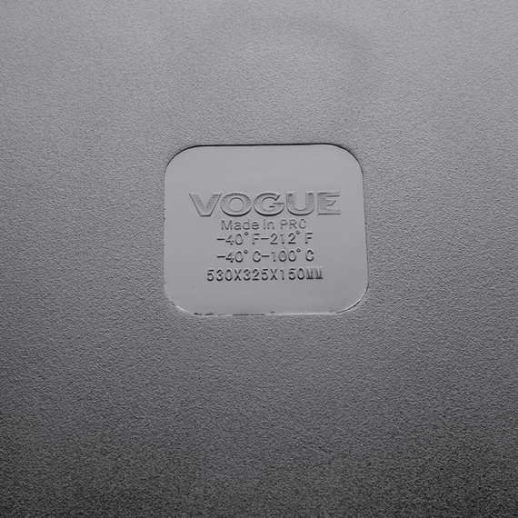 Vogue GN-Behälter GN1/1 schwarz 150mm 6 Vogue GN-Behälter GN1/1 schwarz 150mm